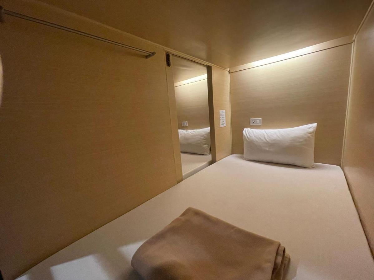 Ora Hostel Bangkok Eksteriør bilde